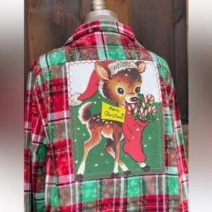 Angry Minnow -Santas Little Helper Flannel- Mistletoe Distressed Plaid - L